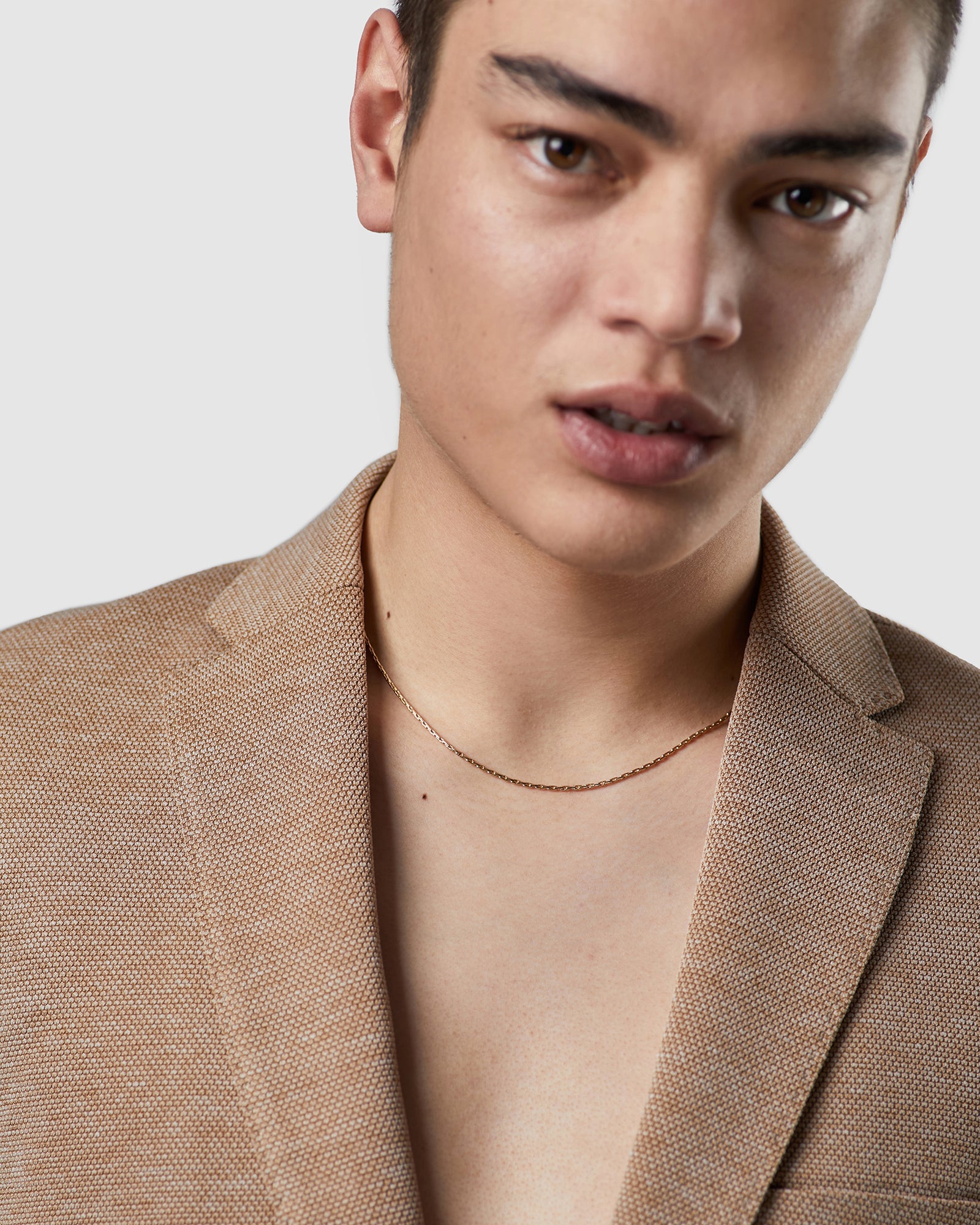 Kitte Aura Necklace Gold worn by model