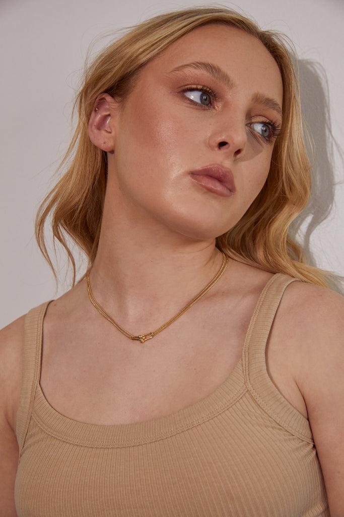Kitte Baby Bond Necklace Gold Worn By Model