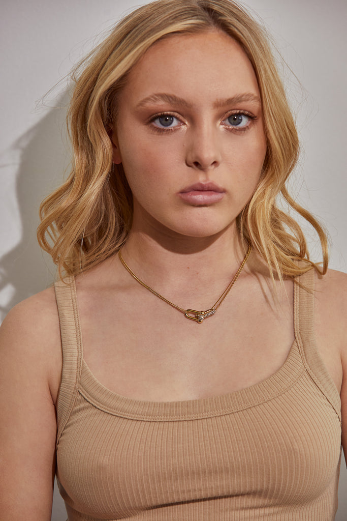 Kitte Baby Bond Pavé Necklace Gold Worn By Model