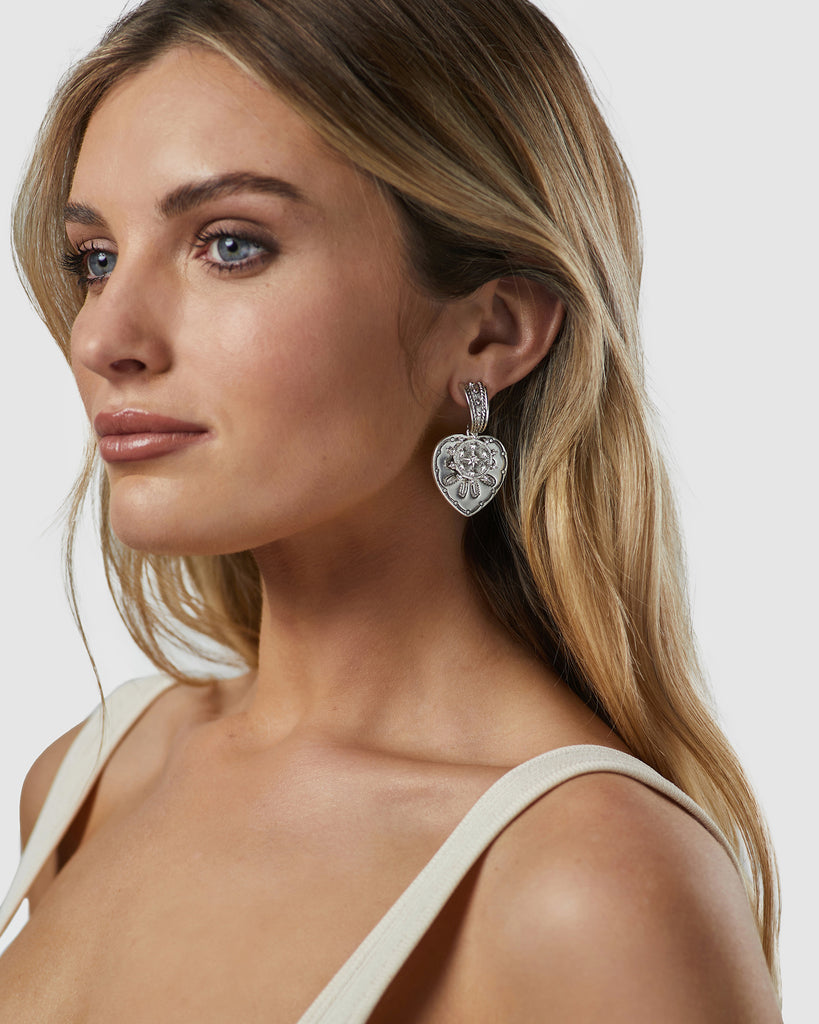 Kitte Promise Earring Silver worn by model